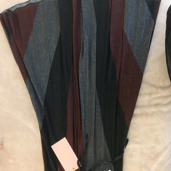 Scandal Italy skirt - new with tags! Stunning - Picture 3 of 8